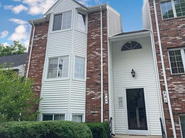 119 Tall Oaks Dr Unit F, Weymouth, MA 02190