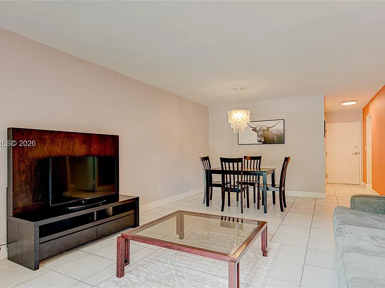 7910 Camino Real #N-105 — Photo 8