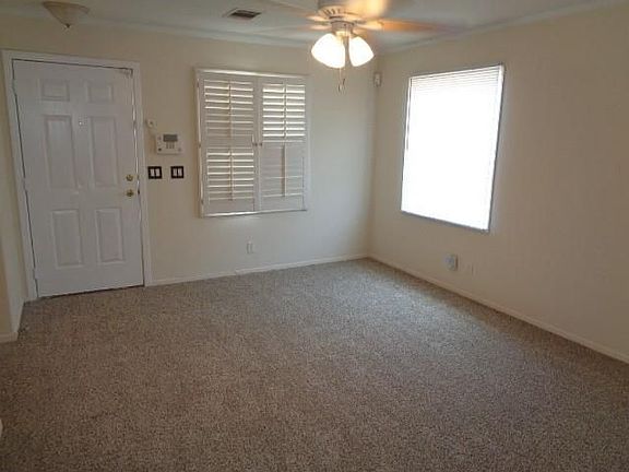 2nd image of 10218 Berrybriar Ln