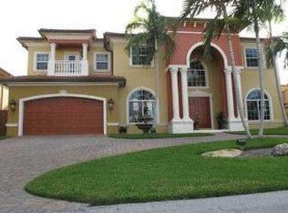 16450 NE 31st Ave, North Miami Beach, FL 33160