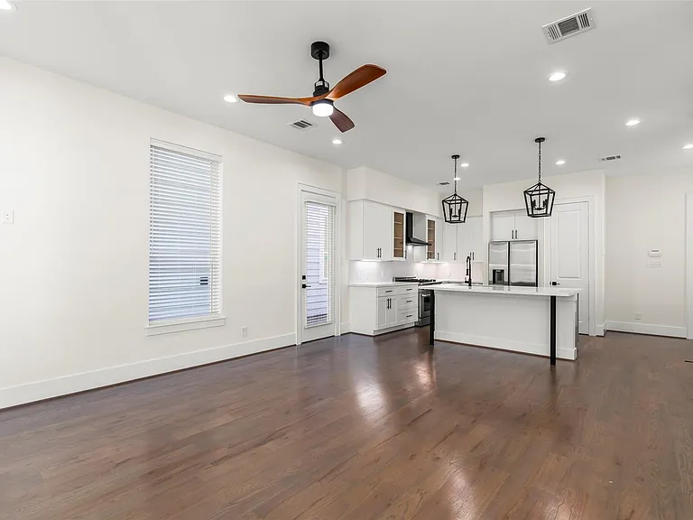 1810 Palmetto Landing Ct — Photo 9