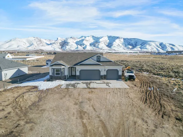 710 Bronco Dr, Spring Creek, NV 89815