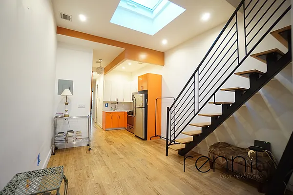 Rented by Rennit Inc. | media 1