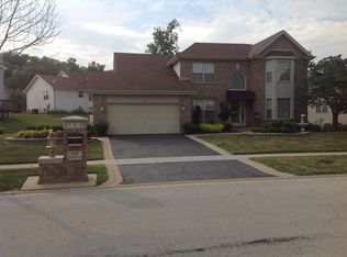 899 Mary Byrne Dr, Sauk Village, IL