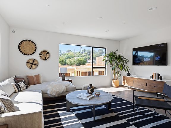 5th image of 4515 Eagle Rock Blvd #21