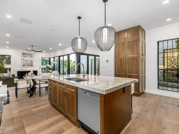 5642 N SCOTTSDALE Road, Paradise Valley, AZ 85253