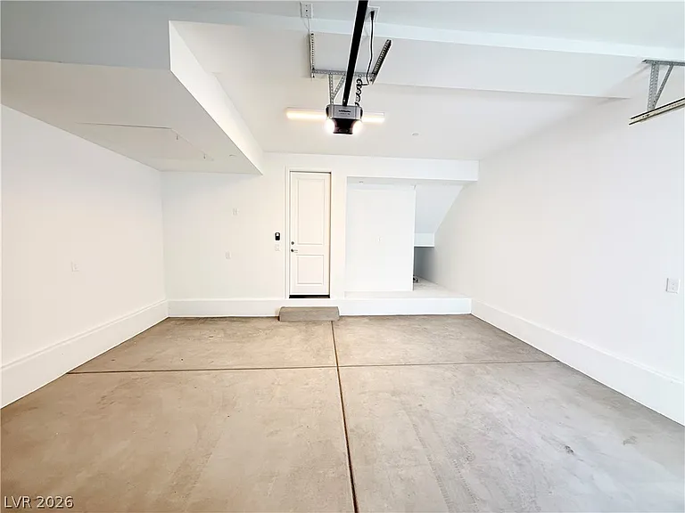 659 Fortis Creek St — Photo 33