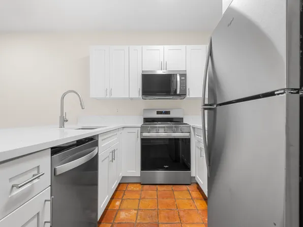 1115 Willow Ave APT 209, Hoboken, NJ 07030