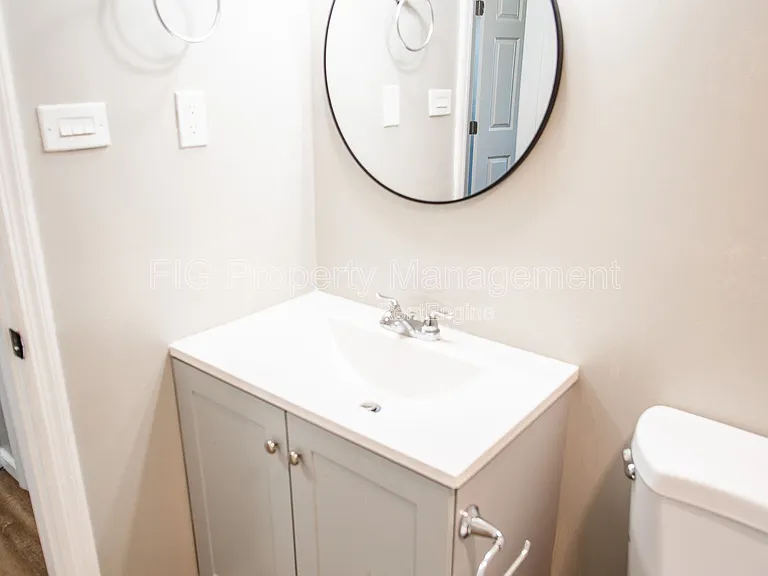 315 N Castle St #4 — Photo 9