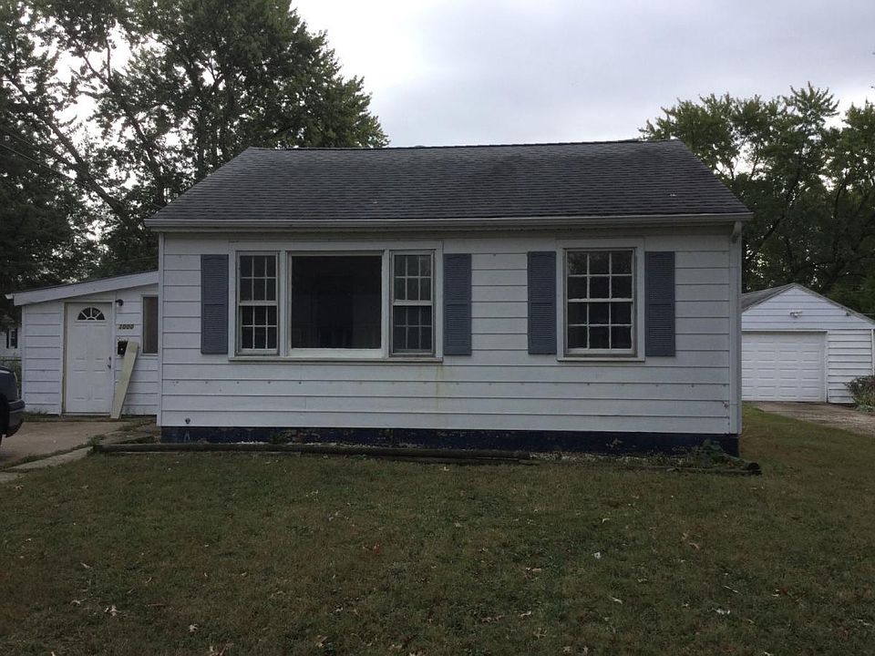1st image of 1000 S Tonti Cir
