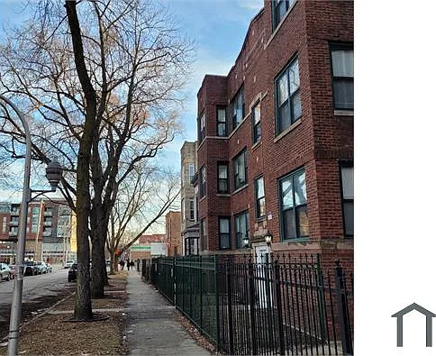 2 bed, $1,860 — Photo 2