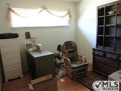 5th image of 1108 Lunday Ln