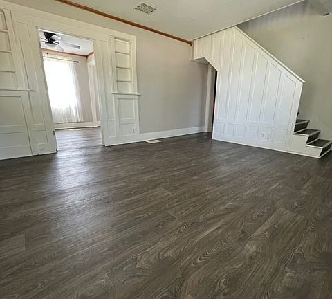 2nd image of 218 N 3rd St