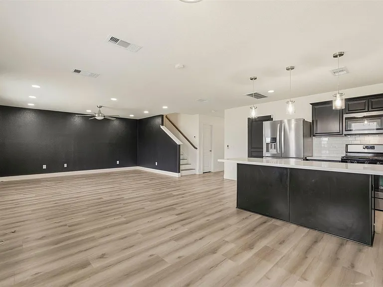 6810 Cortenridge Ln — Photo 11