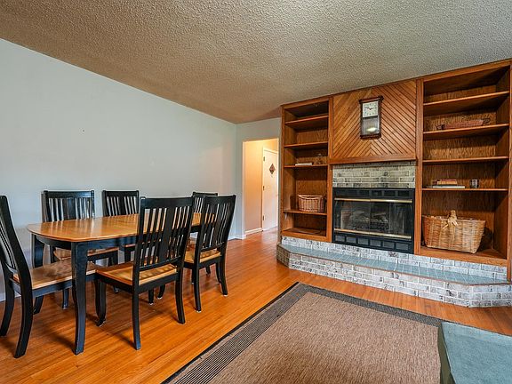 5th image of 1403 Park Ave