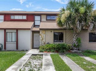 2645 Hunt Club Ln, Orlando, FL 32826