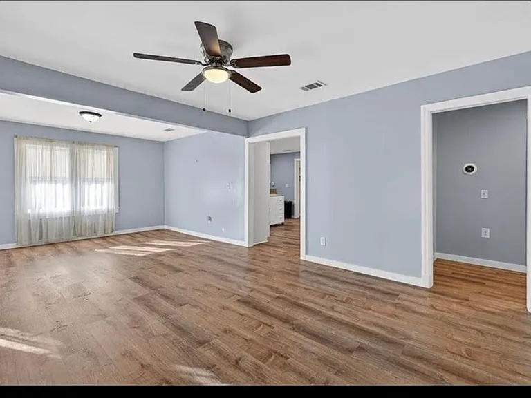2329 Reynolds St — Photo 5