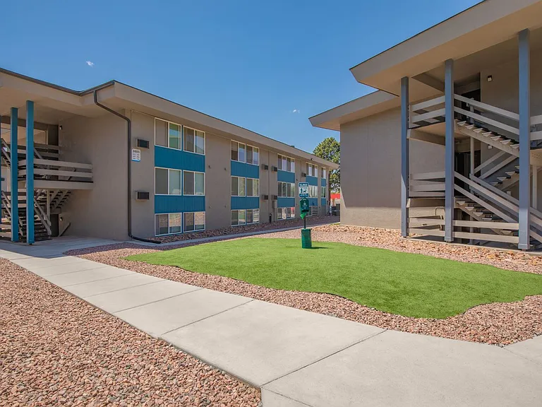Aero Place Apartments — Photo 2