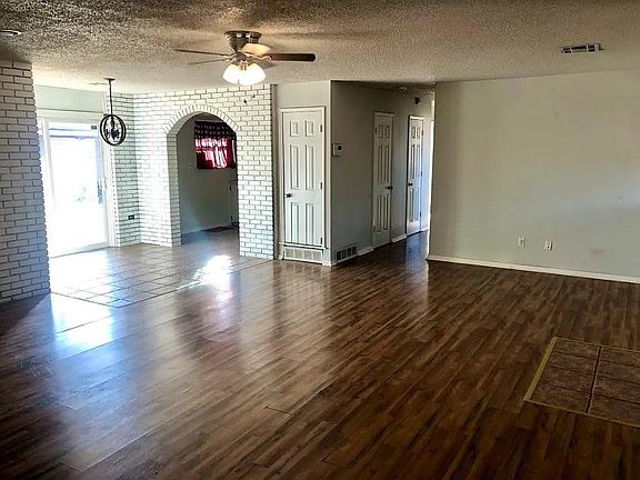 4th image of 3512 N Markwell Ave