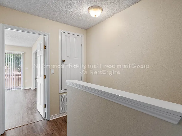 104 Hydac Rd #B — Photo 12