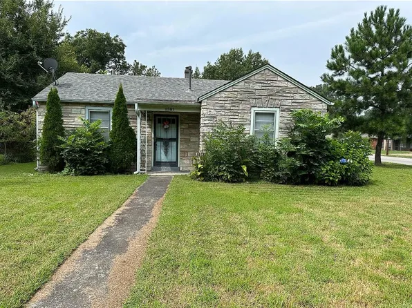 1381 Wells Station Rd, Memphis, TN 38108