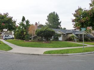 11821 Harrisburg Rd, Los Alamitos, CA 90720