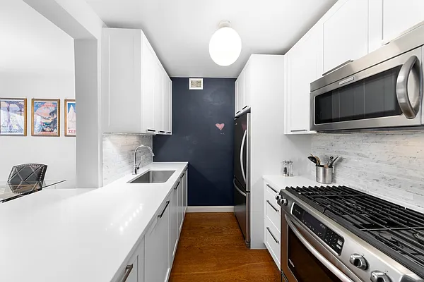 Rented by R New York | media 3