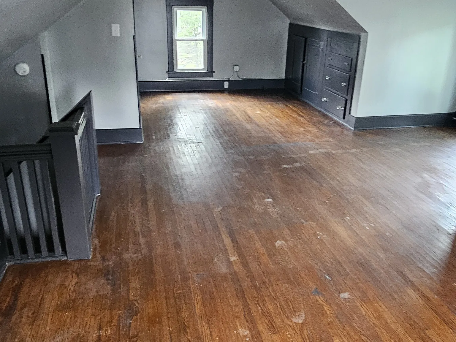 5 bed, 2200 sqft, $1,700 — Photo 3