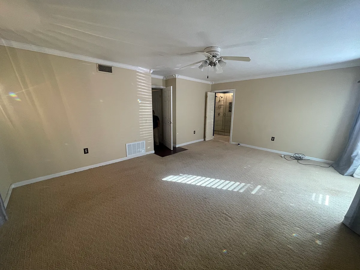 Building Photo - 1584 Goshen Rd
