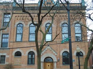 443 W Eugenie St APT 3W, Chicago, IL 60614