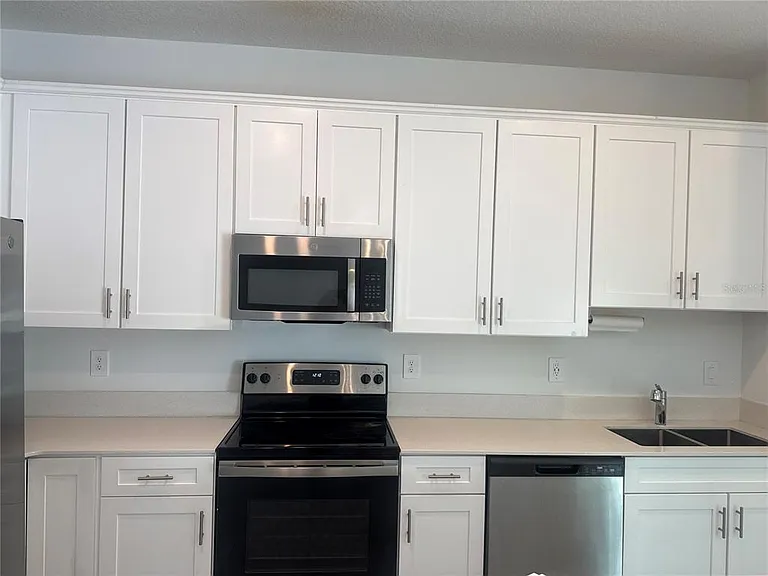 7580 Stone Creek Trl — Photo 5