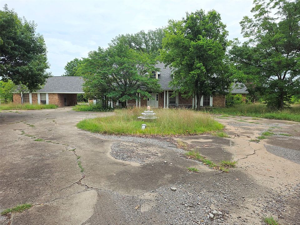 1st image of 265 Weston Rd