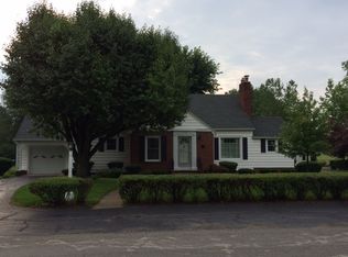 1112 S Center St, Bringhurst, IN 46913