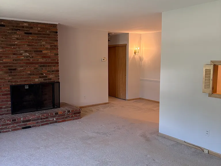 7010 Carriage Hill Dr #201 — Photo 4