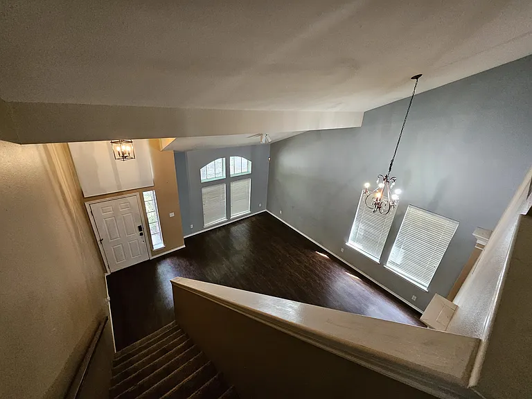 7630 Cedar Brook Dr — Photo 3