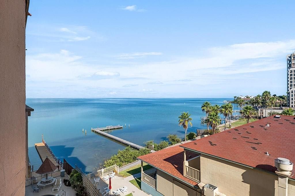 4901 Laguna Blvd UNIT 406, South Padre Island, TX 78597 MLS 98933