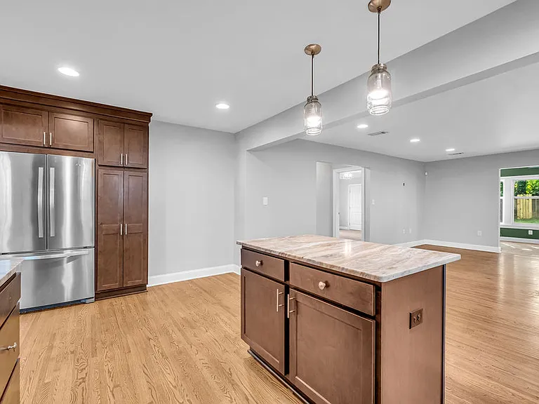 3826 Burrus St — Photo 11