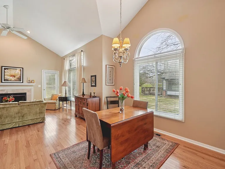 2799 Lochmoor Blvd — Photo 17