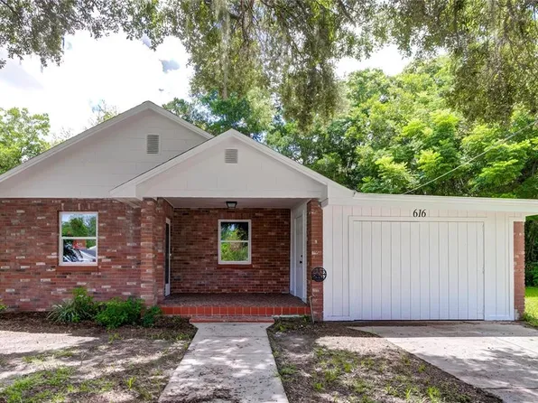 616 Powell St, Wildwood, FL 34785