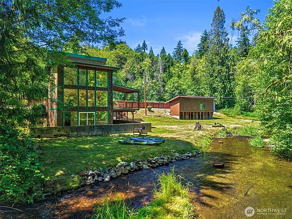 2nd image of 381 E Sherwood Creek Road