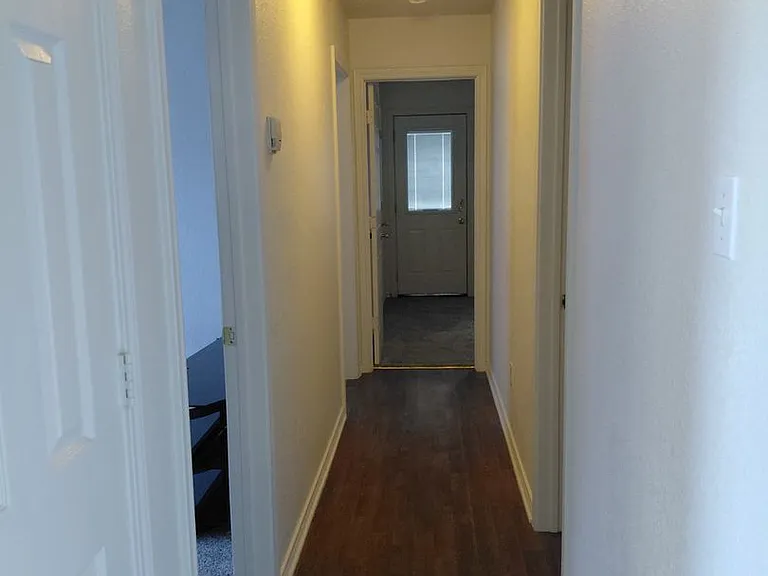 1561 Greenwood Rd #103 — Photo 13