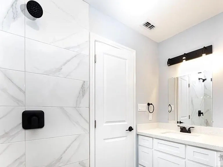 2600 Elyssa Dr — Photo 5