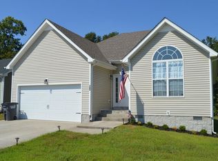 3217 S Senseney Cir, Clarksville, TN 37042