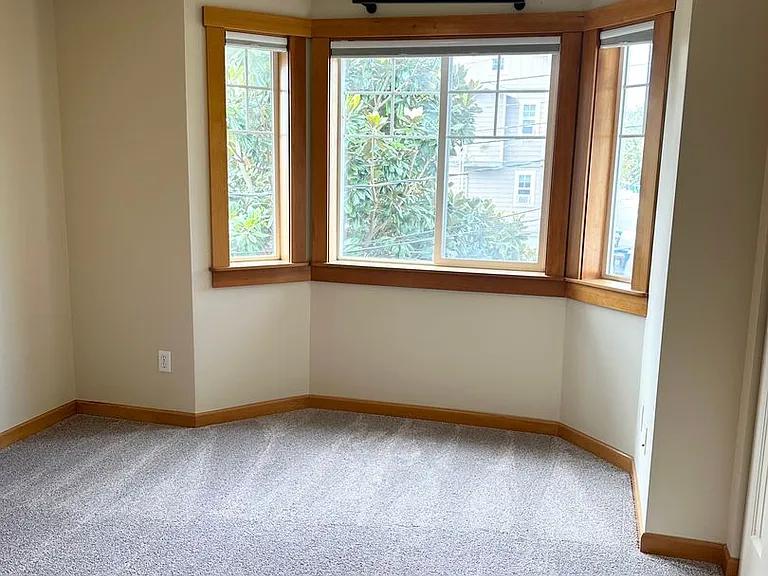 9310 Stone Ave N #A — Photo 10