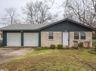 7820 Powell Dr, Sherwood, AR 72120