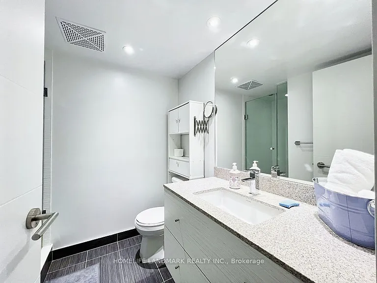 525 Adelaide St W #1620 — Photo 9