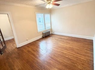 1372 W 112th St #305, Cleveland, OH 44102