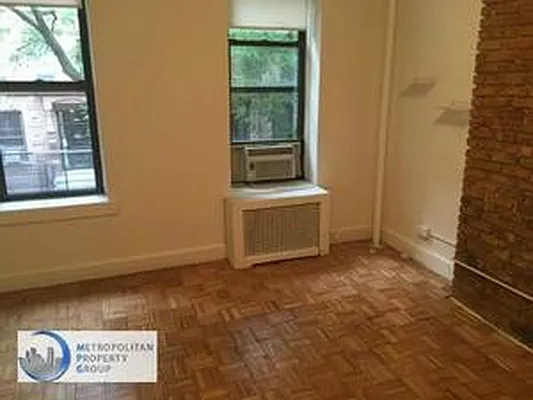 Rented by J Misrahi Realty Corp | media 4