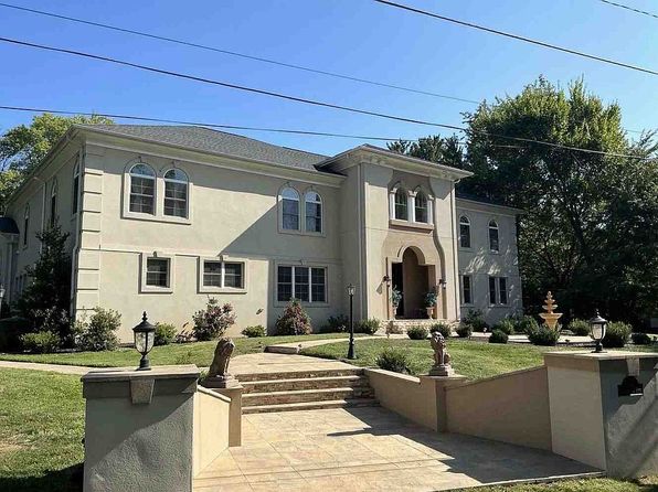 7120 Georgetown Pike