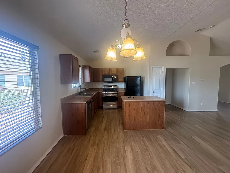 3070 Desert Sage Ave SW — Photo 5